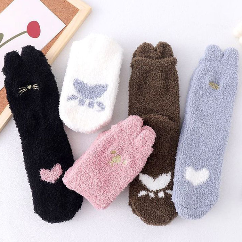 Mercan Polar çorapları, çocuk tüylü orta vadeli çoraplar, sonbahar ve kış kedi pençeleri, sevimli, anti-slip, sıcak uyku, zemin uyku çorapları
