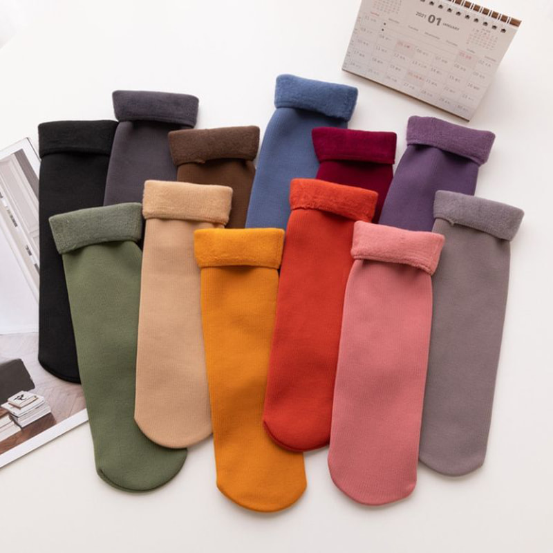 Çocuklar için çorap, orta taban, sonbahar ve kış dikey çizgileri, taklit kaşmir kar çorapları, erkek ve kadın kalın kadife, anti -slip ve sıcak zemin çorapları Çocuklar için çorap, orta taban, sonbahar ve kış dikey çizgileri, taklit kaşmir kar çorapları, erkek ve kadın kalın kadife, anti -slip ve sıcak zemin çorapları