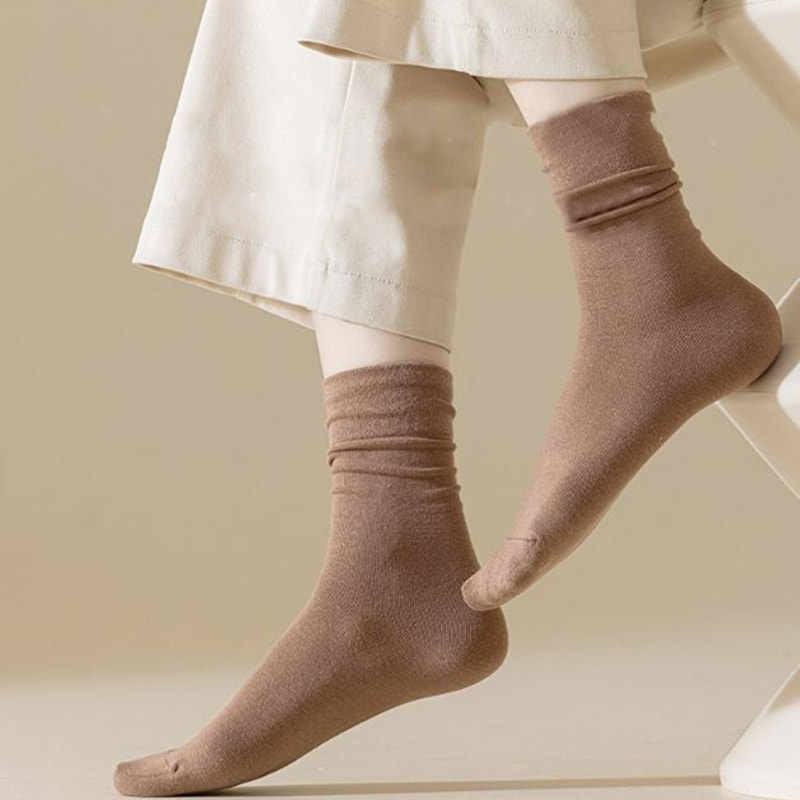 Düz renkli sonbahar/kış retro tarzı kazık çoraplar beyaz çorap