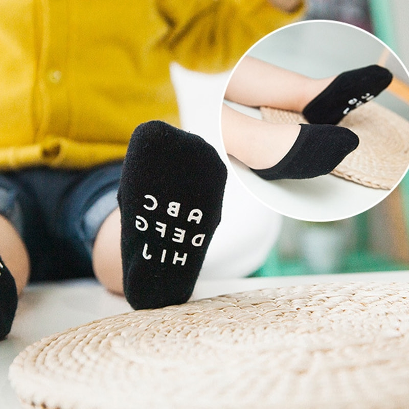 Sığ ağız görünmez çocuk tekne çorapları, ince pamuk, kaymaz bebek çorapları, çocuk çorapları, pamuk tarak Sığ ağız görünmez çocuk tekne çorapları, ince pamuk, kaymaz bebek çorapları, çocuk çorapları, pamuk tarak