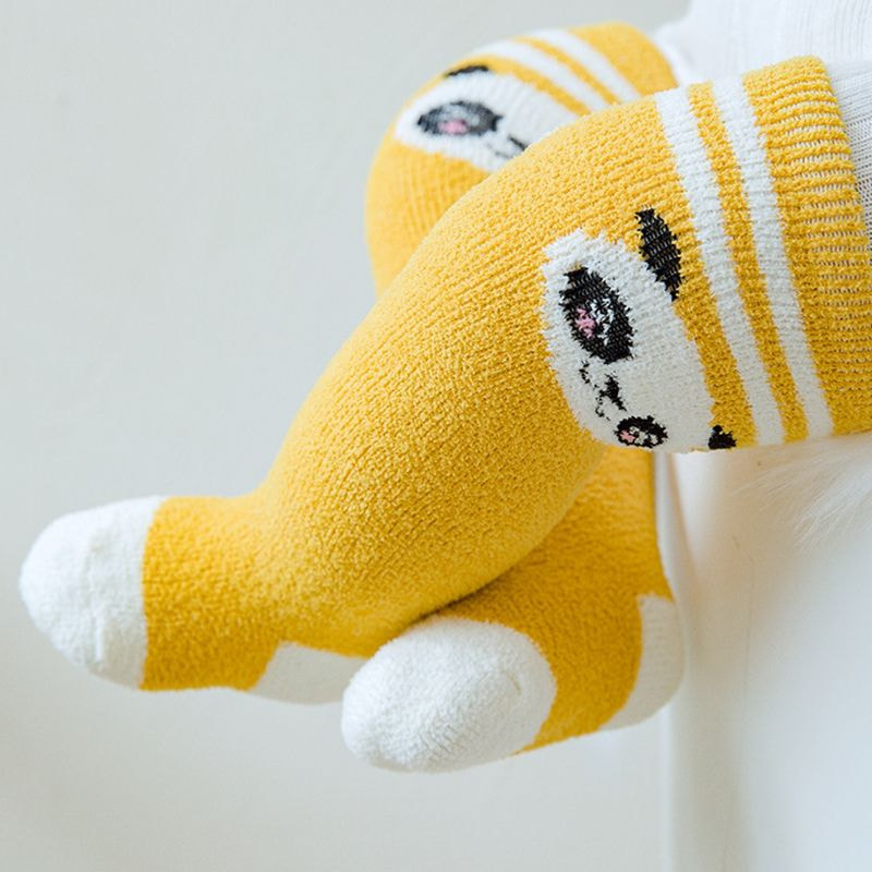 Bebek uzun çoraplar stok sonbahar ve kış kalın mercan kadife erkek ve kadın bebek diz çorapları yenidoğan uzun çorap